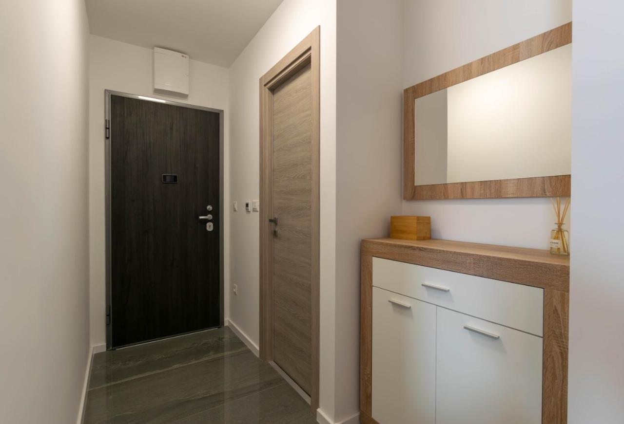 Empress Apartment Σπλιτ Εξωτερικό φωτογραφία